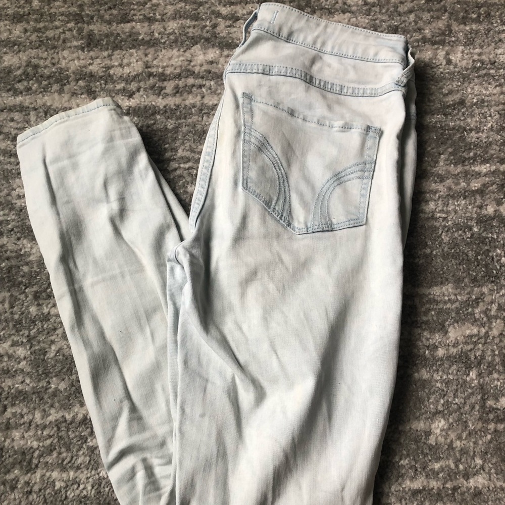 High waisted jeans